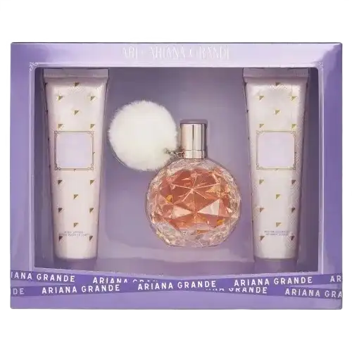 ARIANA GRANDE